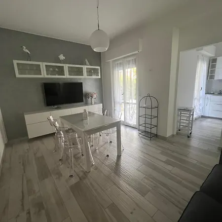 Cuorconero Apartment